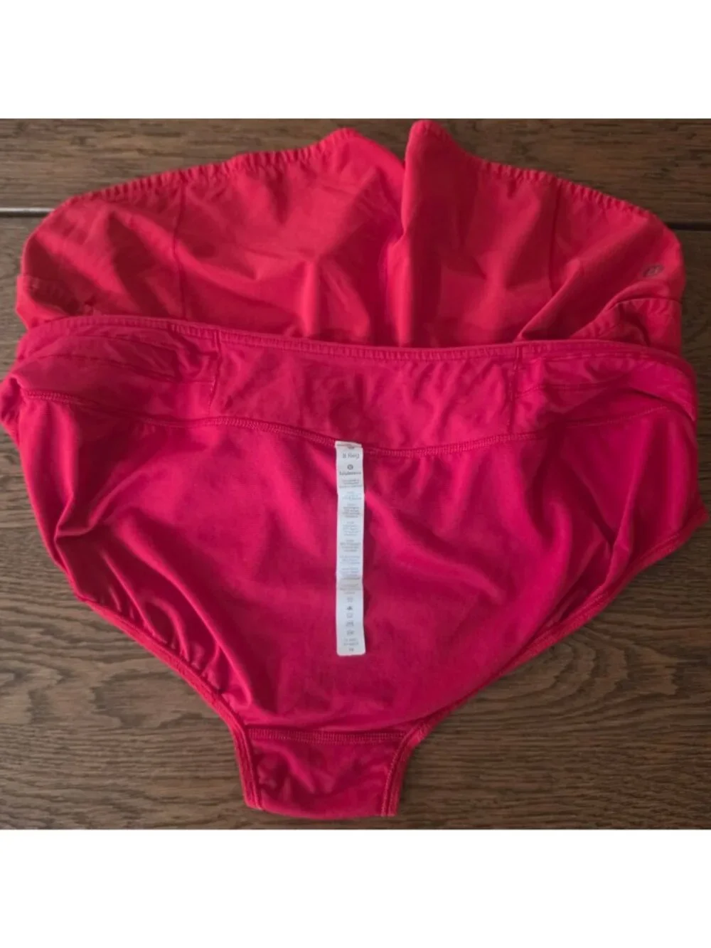 Lululemon Speed Up Shorts 2.5